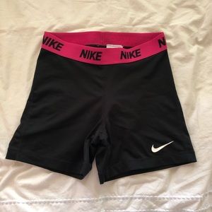 pink waistband nike pros